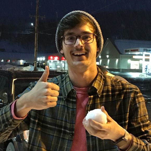 Meet your Posher, Andrew - Picture 1 of 1